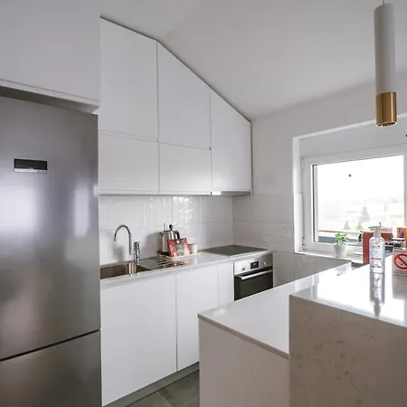 Afrodita アパート Surčin