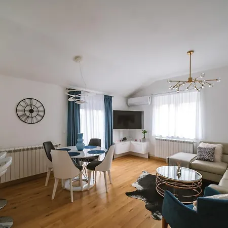 Afrodita アパート